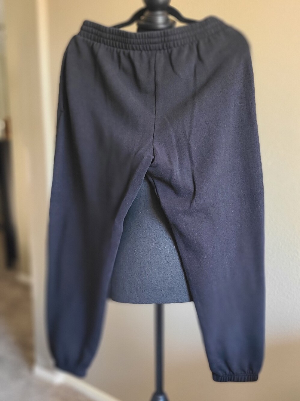 PINK Victoria's Secret Womens Sweatpants with Drawstring Waistband and Pockets - Picture 4 of 5